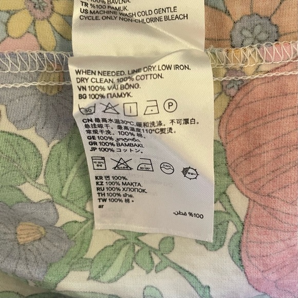 H&M Floral Off the Shoulder Top Blouse Women’s 2 Puff Sleeve 70s Vintage Vibes - Picture 13 of 13